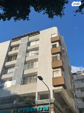 דירה, משה שרת 3, שכונת בן גוריון, מרכז העיר ג', רמת גן