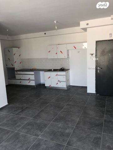 דירה, דרך משה דיין, כפיר, נווה כפיר, תל אביב יפו