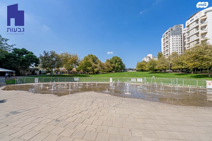 דירה, שמעון בן צבי, שטח 9, גבעתיים