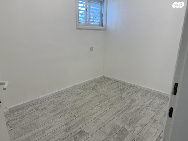 דירה, שדרות ירושלים, מרום נווה, רמת יצחק, רמת גן