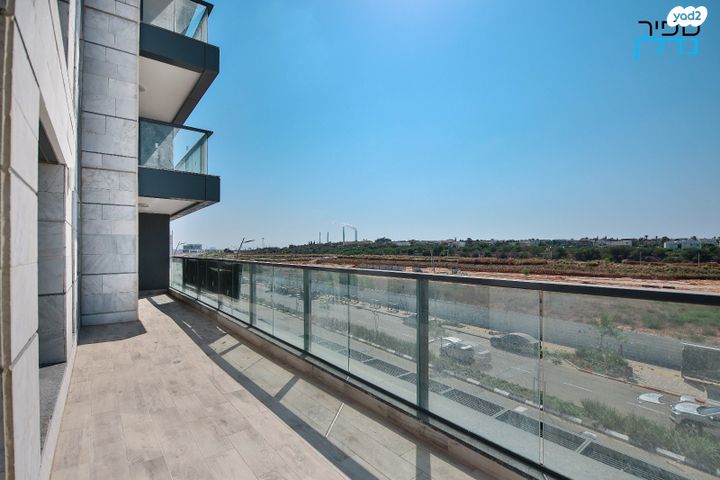 דירה, אור ים, אור עקיבא