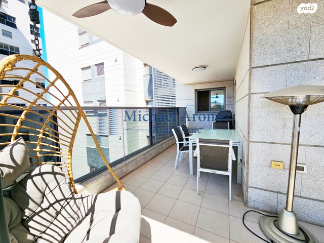 דירה, הרב שלמה מכלוף אורגד 2, כוכב הצפון, נתניה