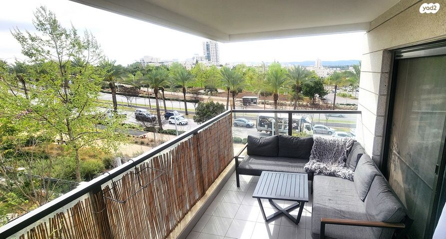 דירה, אלישע הנביא, הנביאים, מודיעין מכבים רעות