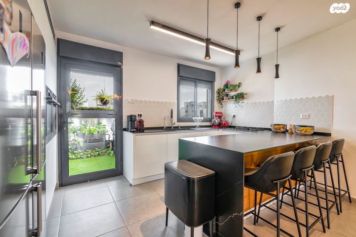 דירה, גדרה מזרח, גדרה