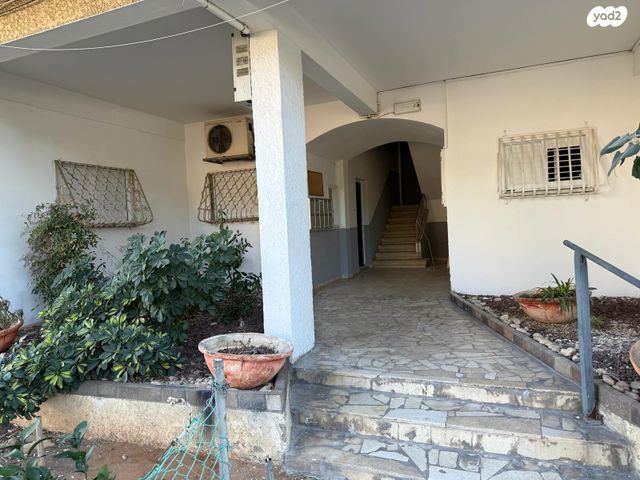 דירה, שדרות ירושלים, מרום נווה, רמת יצחק, רמת גן