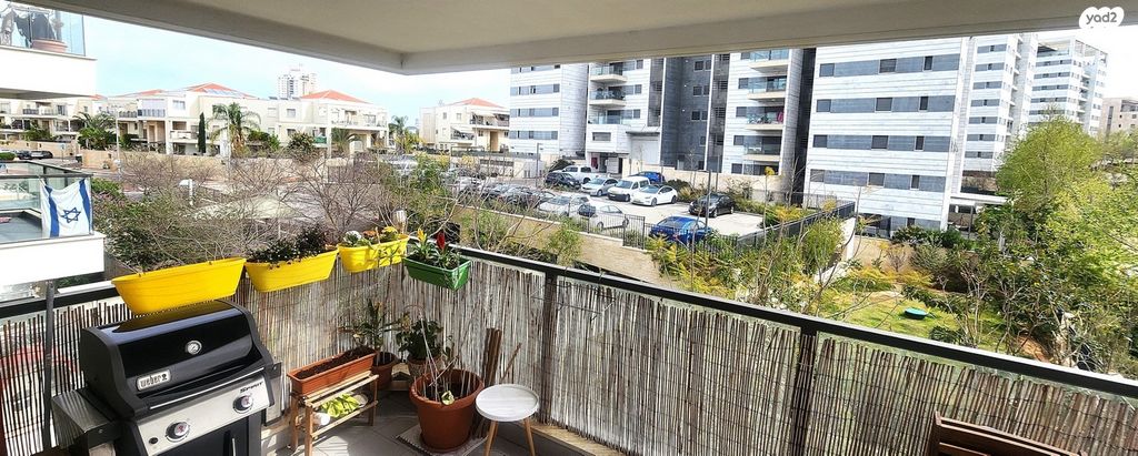 דירה, אלישע הנביא, הנביאים, מודיעין מכבים רעות