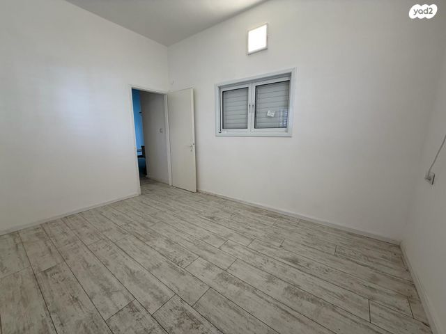 דירה, שדרות ירושלים, מרום נווה, רמת יצחק, רמת גן