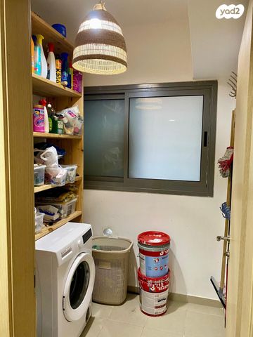 דירה, נתיבות מערב, נתיבות