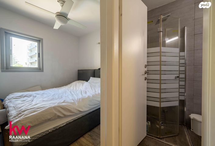 דירה, אלי כהן, רעננה