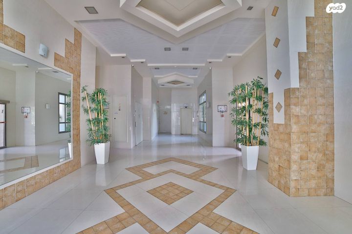 דירה, עוזי נרקיס, קרית רבין, חולון