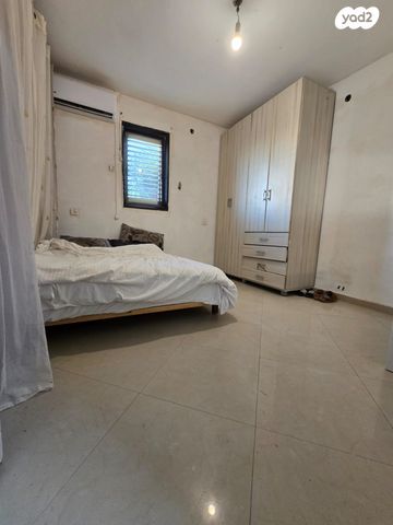 דו משפחתי, ערד