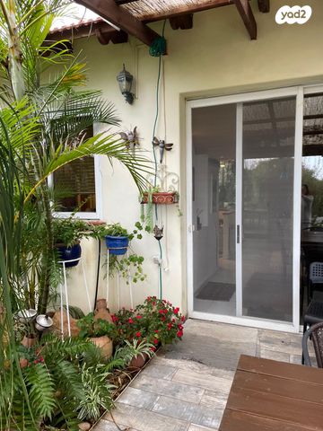 בית פרטי/ קוטג', פרדס חנה כרכור