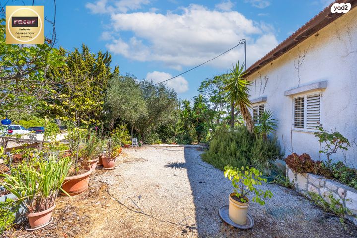 משק חקלאי/ נחלה, דולב 1, רמת רזיאל, רמת רזיאל