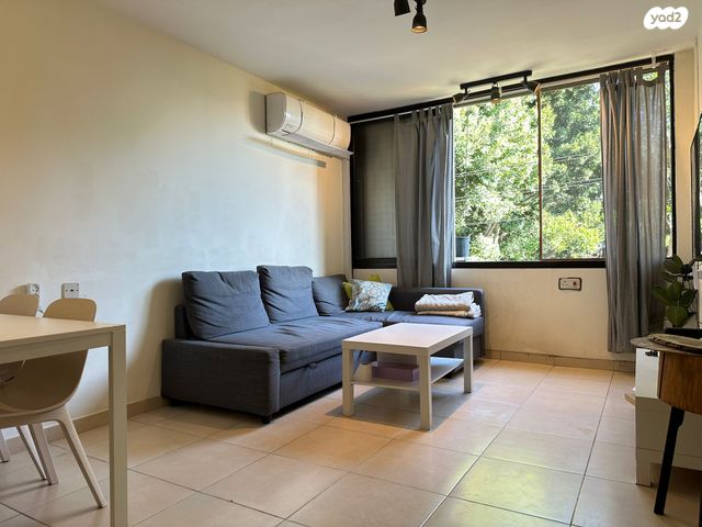 דירה, נווה שרת, תל אביב יפו