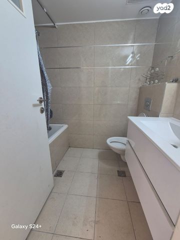 דירת גן, שדרות הנשיא השישי, קרית הלאום, ירושלים