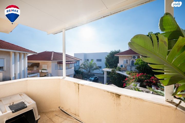 דו משפחתי, מושבה מרכז, זכרון יעקב