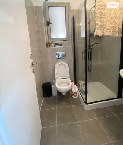 דירה, שקמים ואגמים, אשקלון