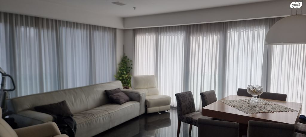 דירה, ניסים אלוני, צמרות איילון, פארק צמרת, תל אביב יפו