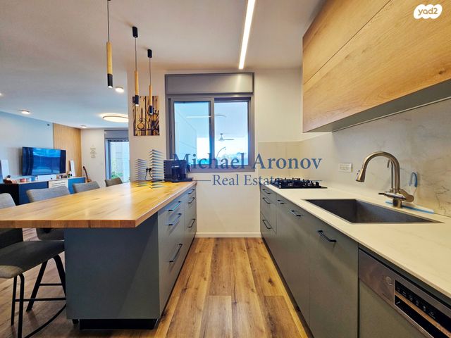 דירה, הרב שלמה מכלוף אורגד 2, כוכב הצפון, נתניה