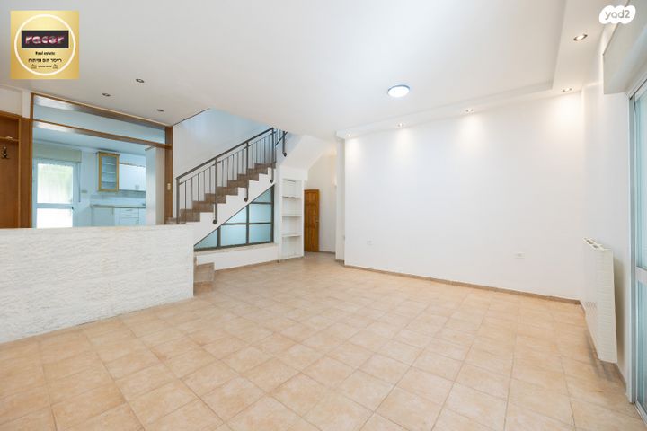 דו משפחתי, כרמל, שכונה ה'-ו', מבשרת ציון