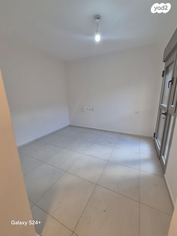 דירת גן, שדרות הנשיא השישי, קרית הלאום, ירושלים