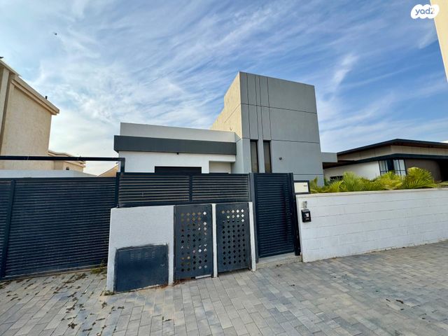 מרים בן פורת 