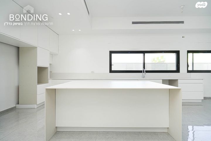 דו משפחתי, יער בית קשת, שכונה 11, תל מונד