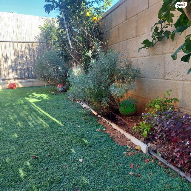 דו משפחתי, סמיון 8, פארק היין, זכרון יעקב