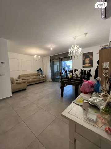 דירה, כרמי הנדיב, אחוזת רוטנר, קרית מלאכי