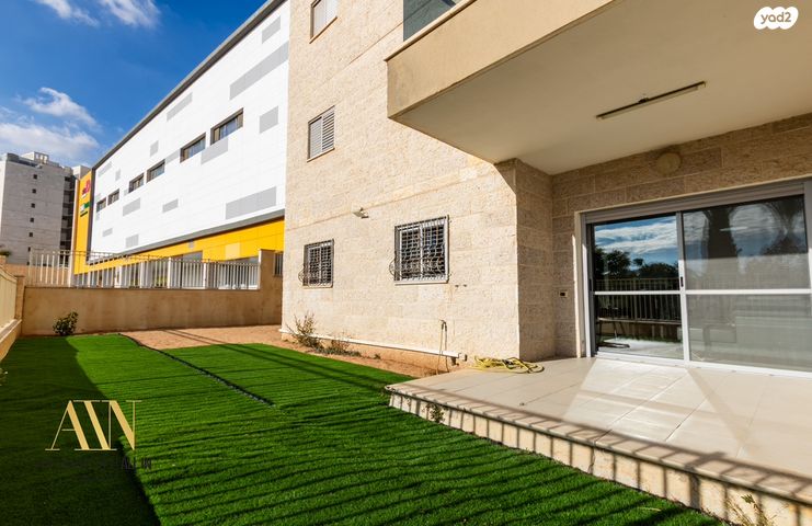 דירת גן, ממשית, דימונה