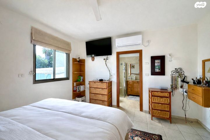 דו משפחתי, הזית 28, מושבה מרכז, זכרון יעקב