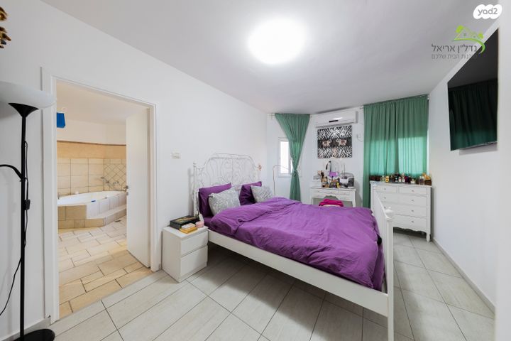 בית פרטי/ קוטג', הארז 19, רובע ב', אריאל