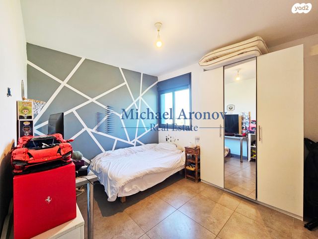 דירה, הארבל 20, פרדסיה, פרדסיה