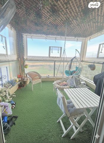 דירה, אלונים, קרית השרון, נתניה