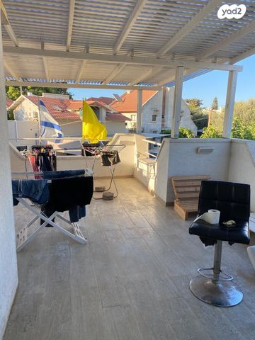 בית פרטי/ קוטג', הזית, גבעת העיריות, גדרה