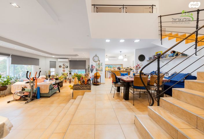 בית פרטי/ קוטג', הארז 19, רובע ב', אריאל