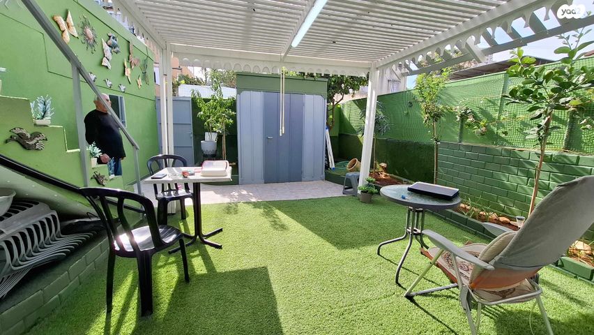 דו משפחתי, שלום אש, רמת אליהו, ראשון לציון