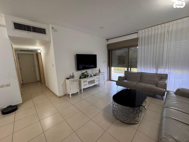 דירה, יצחק רבין, פסגת אונו, קרית אונו