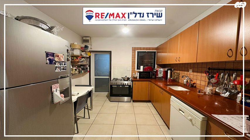 דירה, שדרות החושן 8, שכונה ז', מבשרת ציון