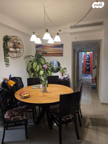 דירה, הדובדבן, קרית אונו