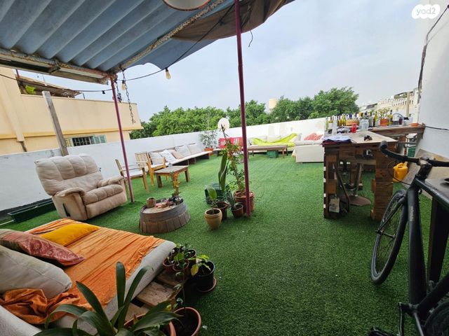 גג/ פנטהאוז, הלוטוס 14, עג'מי, גבעת העליה, תל אביב יפו