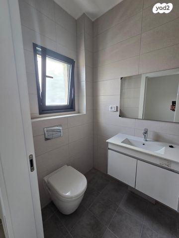 דירה, דרך הרב שלום איפרגן, נאות המייסדים, שדרות