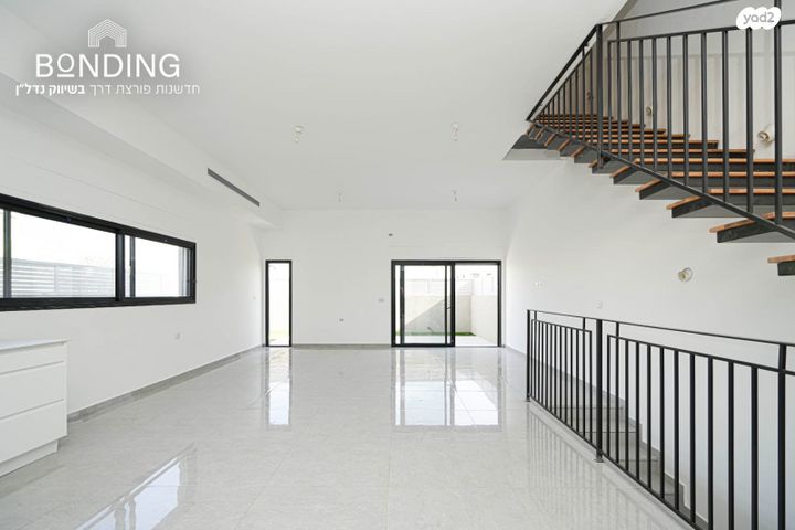 דו משפחתי, יער בית קשת, שכונה 11, תל מונד