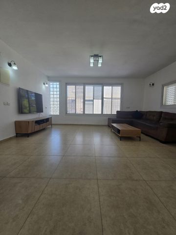 דופלקס, קרית ביאליק