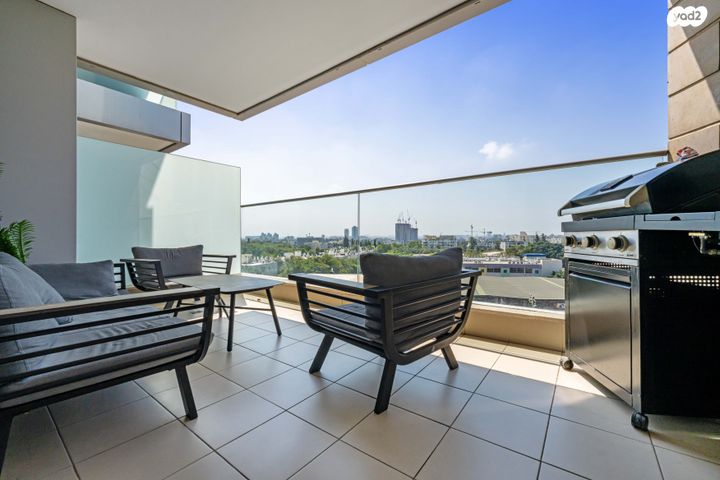 דירה, דרך בן גוריון, שטח 9, גבעתיים