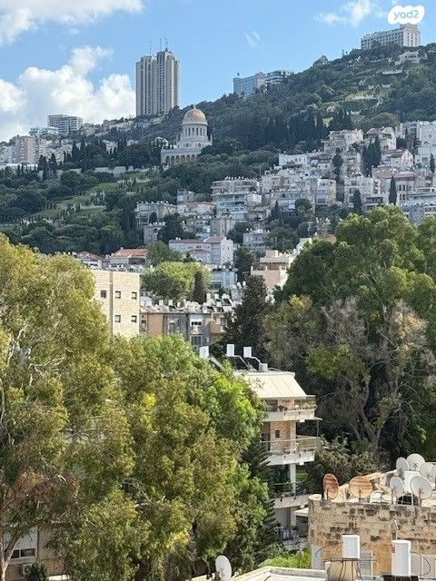 דירה, שדרות המגינים 125, חיפה