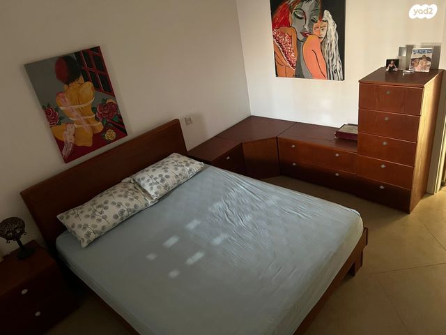 דירה, הנביאים 13, הנביאים, בת ים