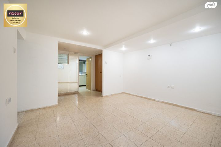 דו משפחתי, כרמל, שכונה ה'-ו', מבשרת ציון