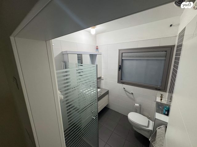 דירה, שדרות אבא חושי, סביוני הכרמל, חיפה