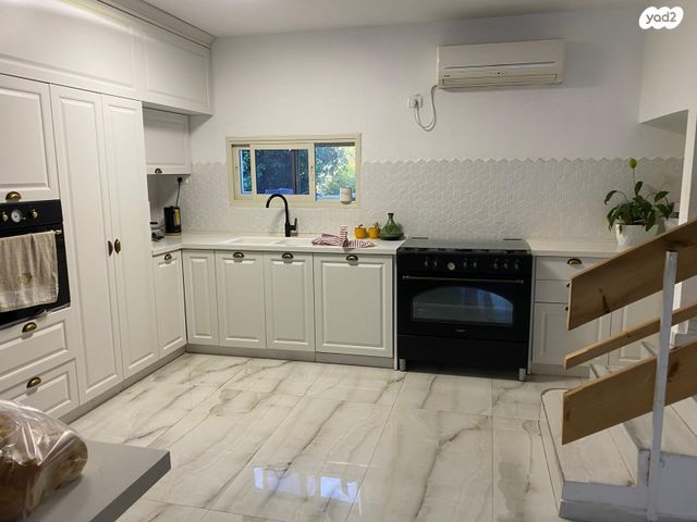 בית פרטי/ קוטג', הזית, גבעת העיריות, גדרה